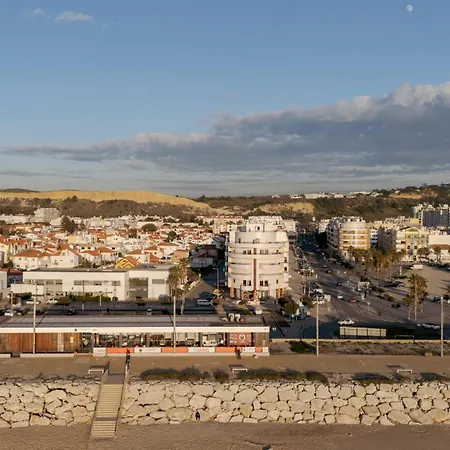 Lägenhet Caparica Lisbon By Caparica